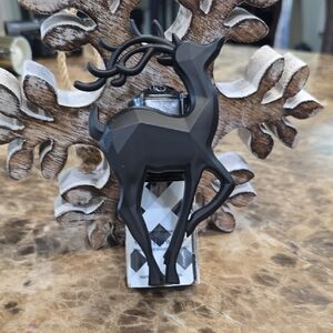 Bath & Body Works Black Reindeer Wallflower Plug